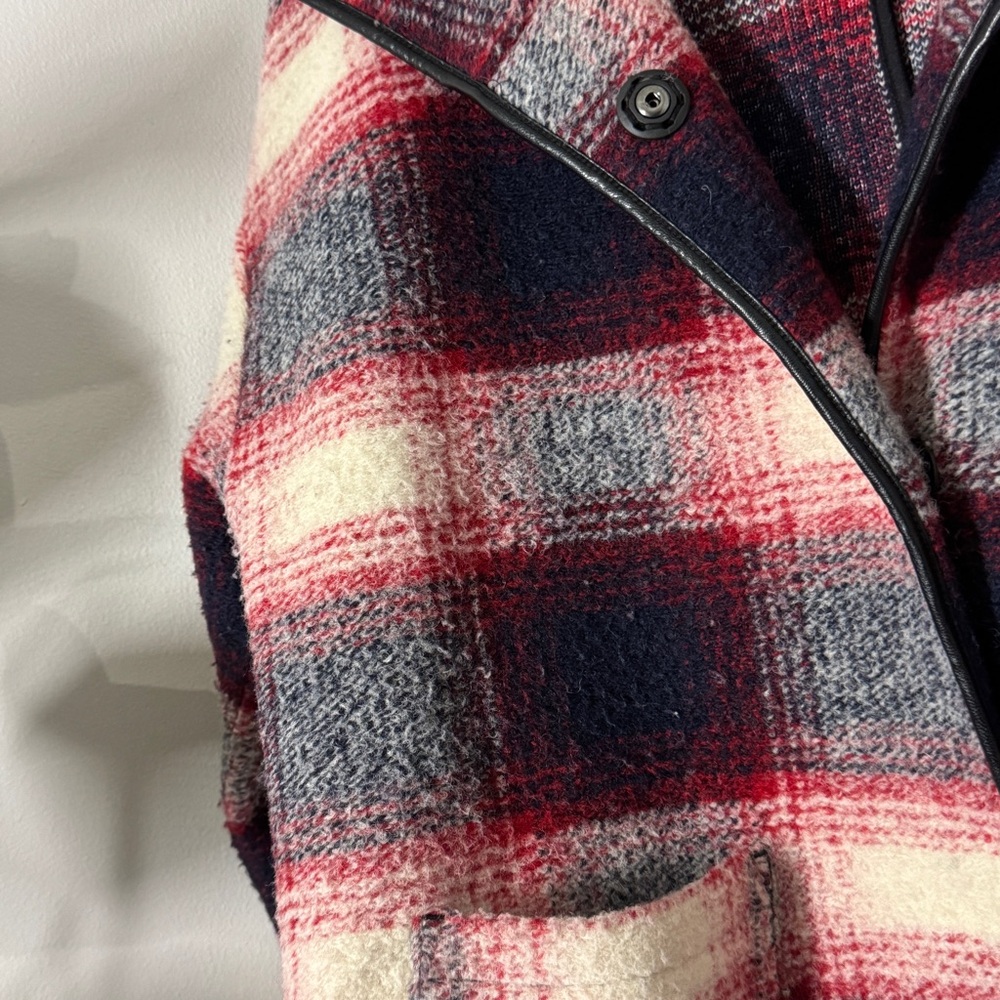 Soft Surroundings MEDIUM Cabin Life Red Shadow Plaid Wool Blend Car Coat - Picture 8 of 8